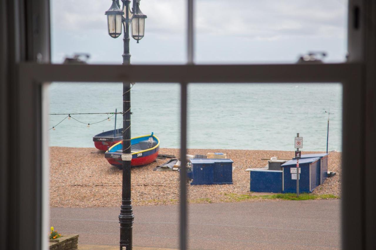 Lovely 2- Bedroom Apartment With Stunning Sea Views Worthing Exterior foto